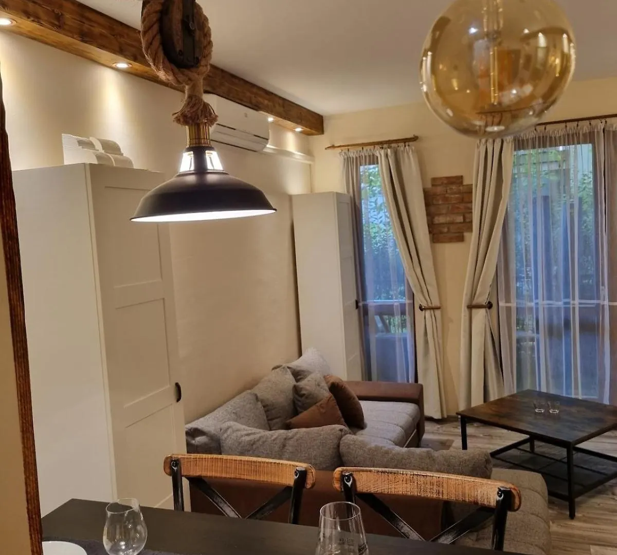 Center Budapest Vintage House הונגריה